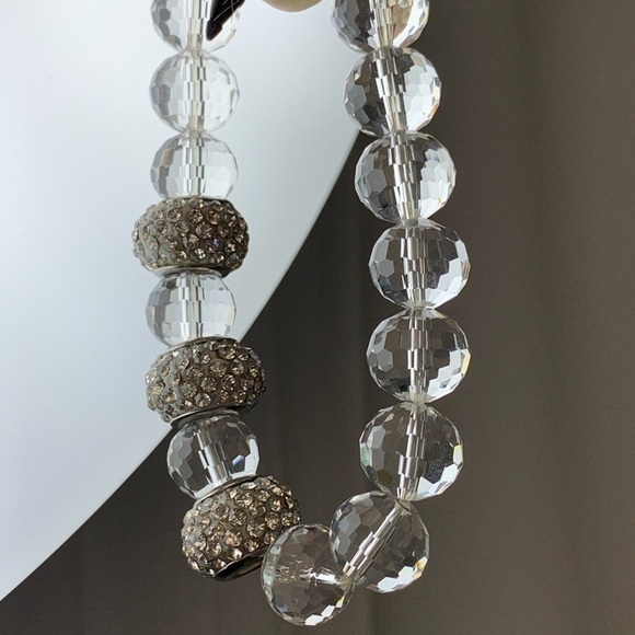 ANDRÉ FRANÇOIS Chunky beads glass stretch bracelet NWT - Picture 2 of 9